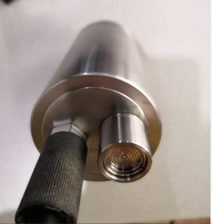 underwater camere with deep sensor.jpg